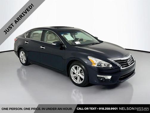 Storm 2015 Nissan Altima 2.5 SL