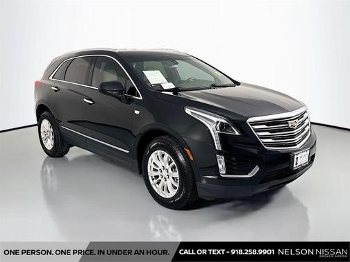 Stellar Black Metallic 2017 Cadillac XT5 Base