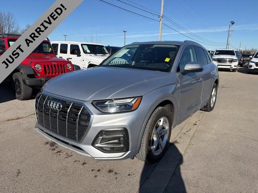 2022 Audi Q5 40 Premium