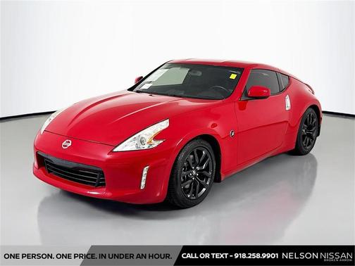 2017 Nissan 370Z Base