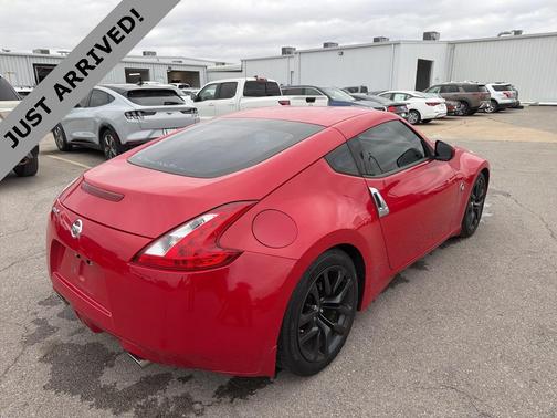 2017 Nissan 370Z Base