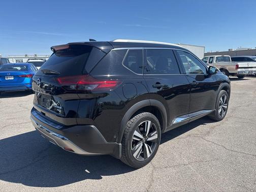 Super Black 2021 Nissan Rogue Platinum