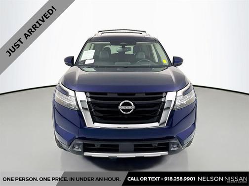 2022 Nissan Pathfinder Platinum 4WD