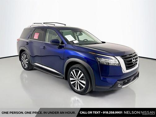 2022 Nissan Pathfinder Platinum 4WD