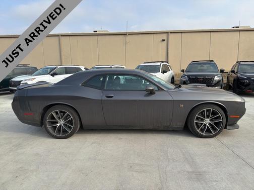 2016 Dodge Challenger R/T Scat Pack