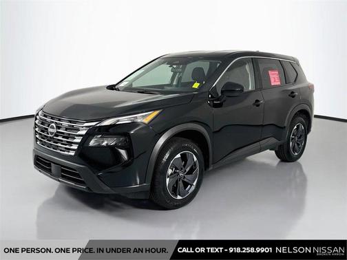 Super Black 2025 Nissan Rogue SV