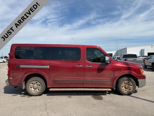 2021 Nissan NV Passenger NV3500 HD SL V8