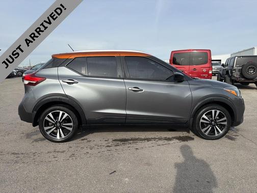 2020 Nissan Kicks SV