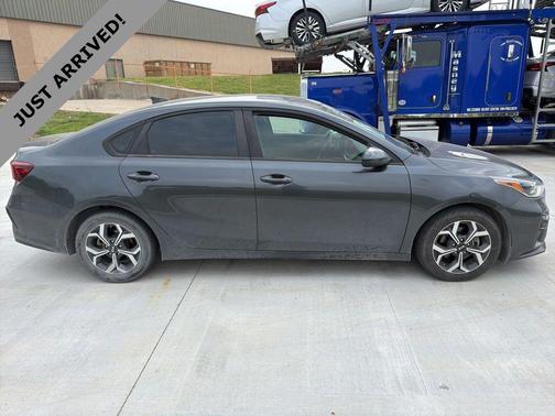 Gravity Grey 2019 Kia Forte LXS