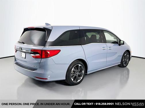 Gray 2024 Honda Odyssey Elite
