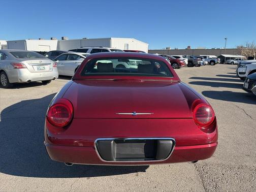 2004 Ford Thunderbird Base