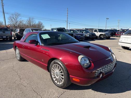 2004 Ford Thunderbird Base