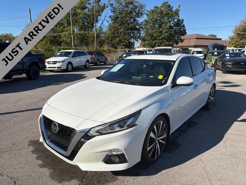 2020 Nissan Altima Platinum FWD