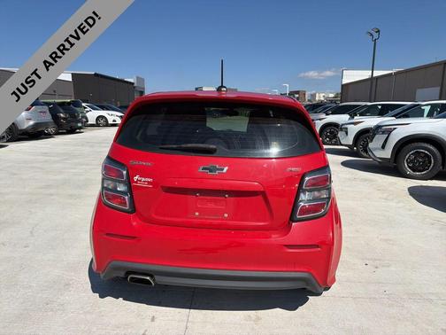 2020 Chevrolet Sonic FWD Hatchback LT 5-Door