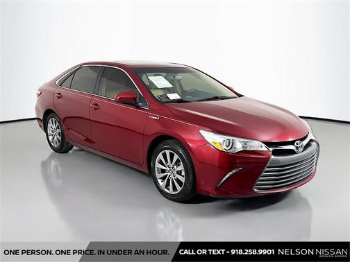 2016 Toyota Camry Hybrid XLE