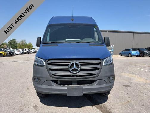 2024 Mercedes-Benz Sprinter 2500 Cargo 170 WB