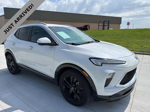 White Frost Tricoat 2024 Buick Encore GX Sport Touring