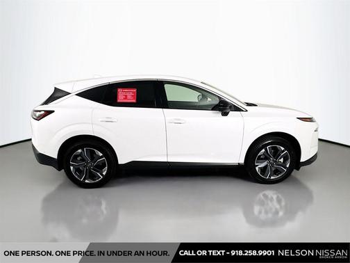 Everest White Pearl Tricoat 2025 Nissan Murano SL