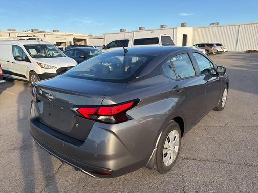 2024 Nissan Versa 1.6 S