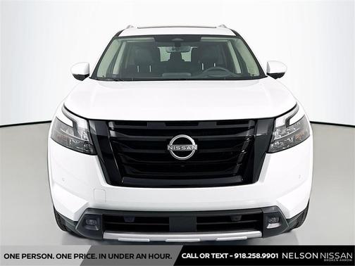 2025 Nissan Pathfinder Platinum 4WD