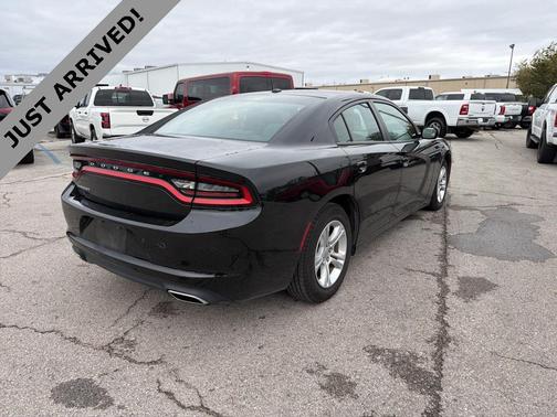 2017 Dodge Charger SE