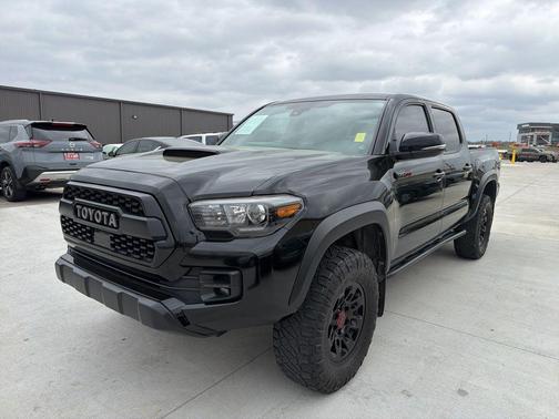 Midnight Black Metallic 2018 Toyota Tacoma TRD Pro