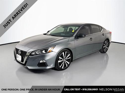 2022 Nissan Altima SR VC-Turbo FWD