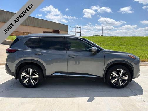 Gun Metallic 2021 Nissan Rogue SL
