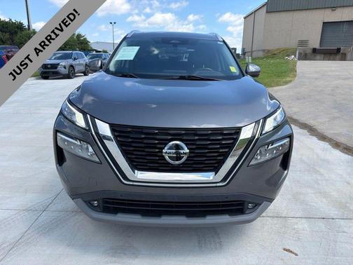 Gun Metallic 2021 Nissan Rogue SL
