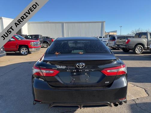 2018 Toyota Camry SE