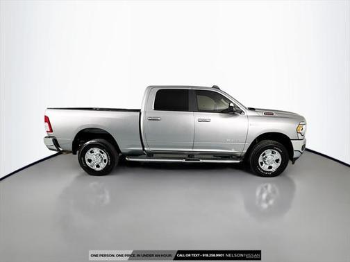 2019 RAM 2500 Big Horn Crew Cab 4x4 6'4' Box