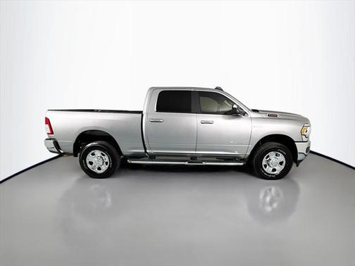 2019 RAM 2500 Big Horn Crew Cab 4x4 6'4' Box