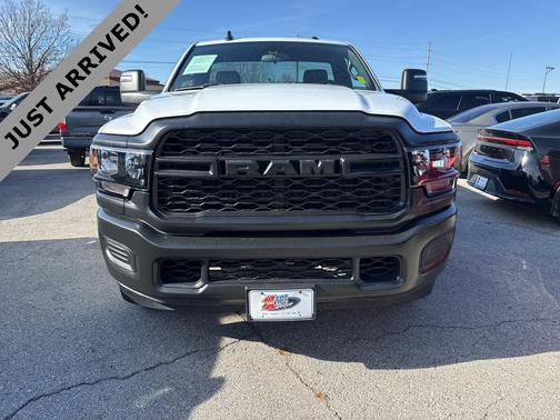2024 RAM 2500 Tradesman Regular Cab 4x4 8' Box