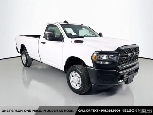 2024 RAM 2500 Tradesman Regular Cab 4x4 8' Box