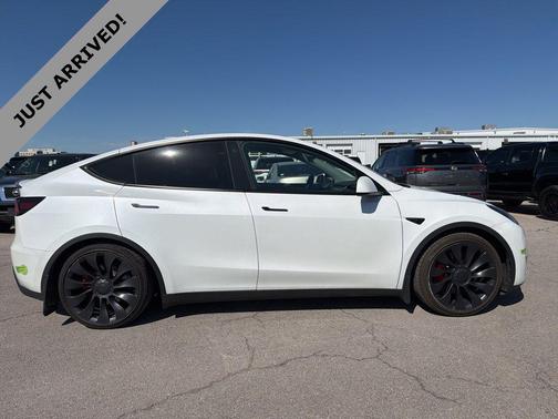 2023 Tesla Model Y Performance Dual Motor All-Wheel Drive
