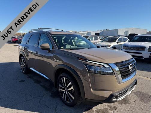 2024 Nissan Pathfinder Platinum 4WD
