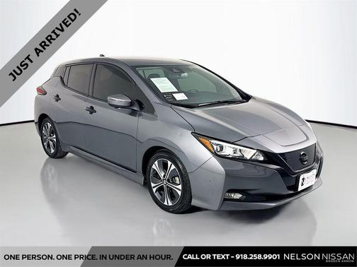 Gun Metallic 2018 Nissan Leaf SL
