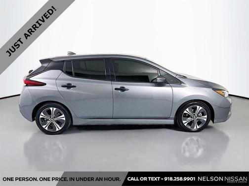 Gun Metallic 2018 Nissan Leaf SL