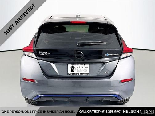 Gun Metallic 2018 Nissan Leaf SL