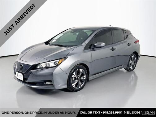 Gun Metallic 2018 Nissan Leaf SL