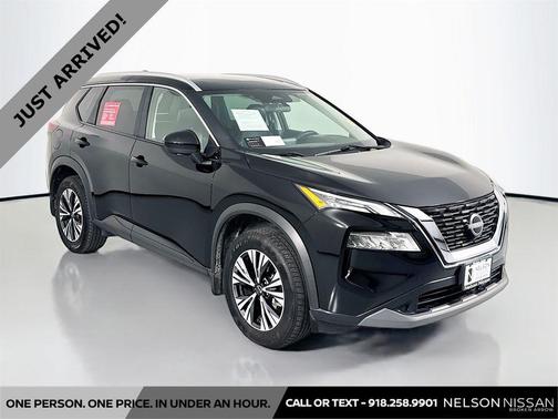 Super Black 2023 Nissan Rogue SV