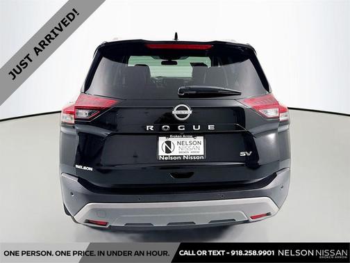 Super Black 2023 Nissan Rogue SV
