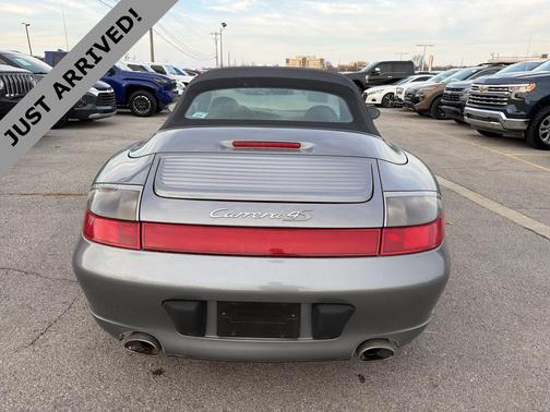 2004 Porsche 911 Carrera 4S