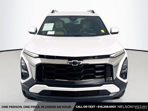 Iridescent Pearl Tricoat 2025 Chevrolet Equinox FWD ACTIV