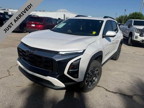 Iridescent Pearl Tricoat 2025 Chevrolet Equinox FWD ACTIV