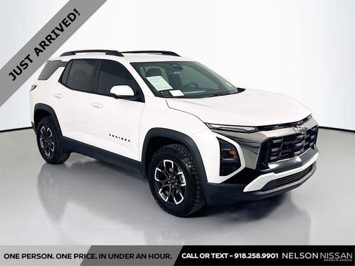Iridescent Pearl Tricoat 2025 Chevrolet Equinox FWD ACTIV