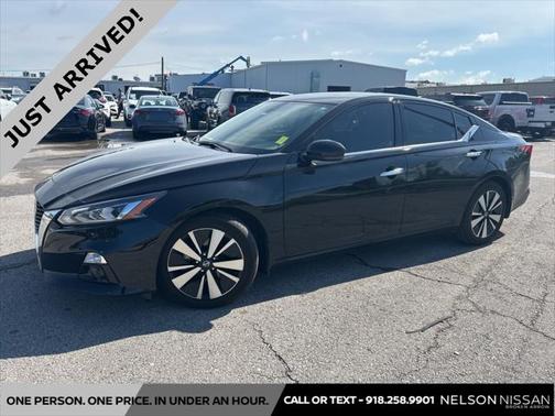2022 Nissan Altima 2.5 SL