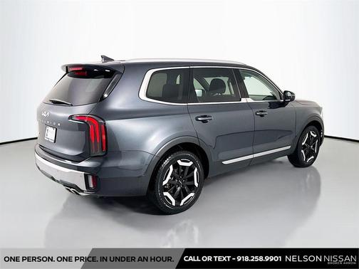 Gravity Gray 2024 Kia Telluride EX