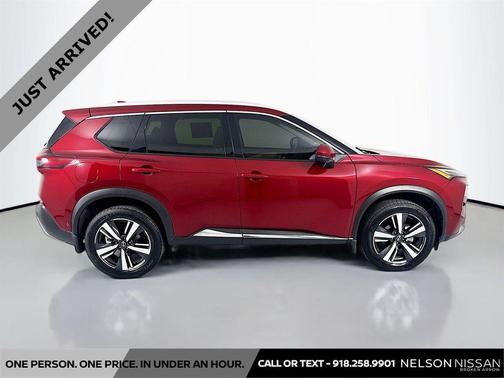 Scarlet Ember Tintcoat 2023 Nissan Rogue Platinum