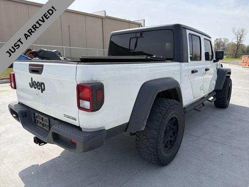 Bright White Clearcoat 2020 Jeep Gladiator Sport